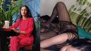 Hot maal Indian blowjob to lover in stockings