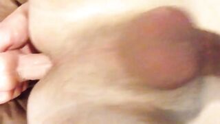 Twink Crossdresser Tries Hands-Free Cumming
