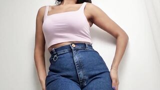 Ebony Teen Masturbates on Webcam After University