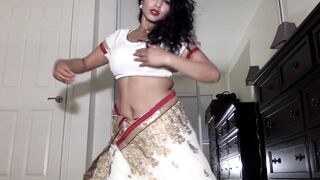 Desi Dhabi in Saree getting Naked and Plays with Hairy Pussy