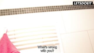 Alternative German Reporter Jezzicat Gets Banged By Mature Man - LETSDOEIT